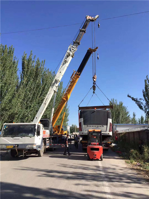 修水县港口集装箱搬运案例